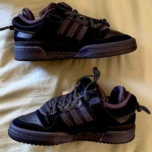 Bad Bunny x Forum Buckle Low 'Back
To School'